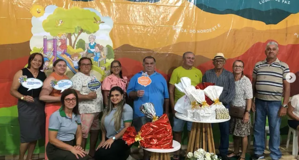 SERVIÇO DE CONVIVÊNCIA E FORTALECIMENTO DE VÍNCULOS