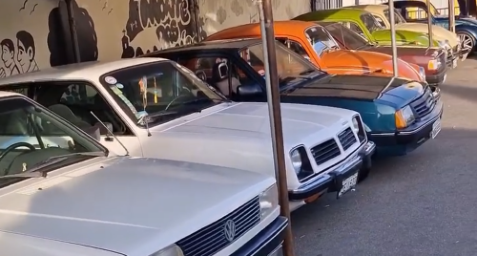 1º ENCONTRO DE CARROS ANTIGOS